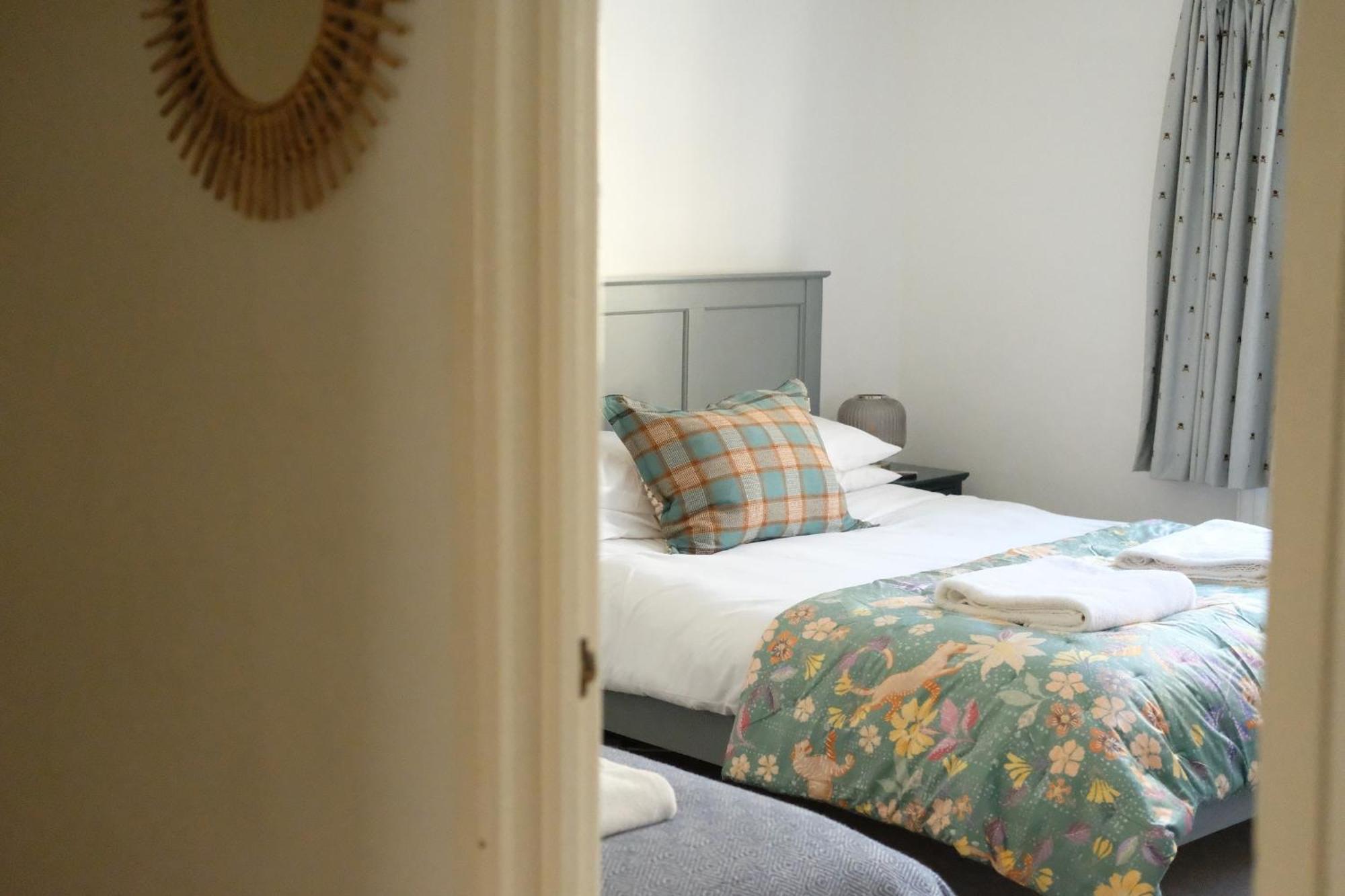 Spacious City Centre Apartment Bath Buitenkant foto